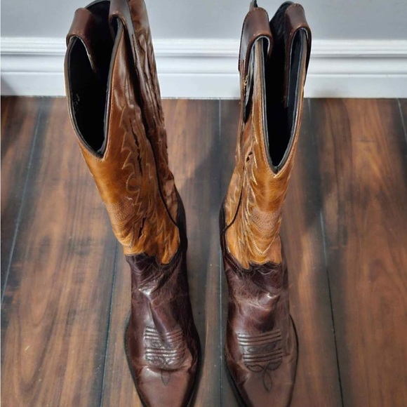 Boots - Picture 6 of 6